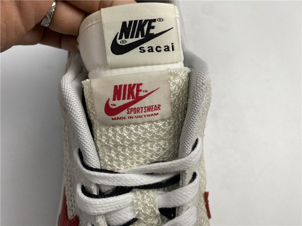 sacai x Nike VaporWaffle CV1363-100